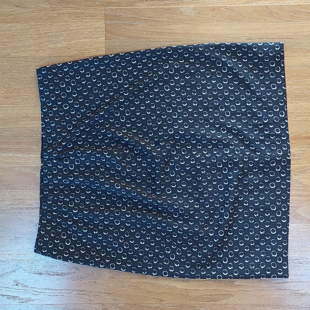Ann Taylor Womens 12 Black with White Circles Skirt Elastic Waist